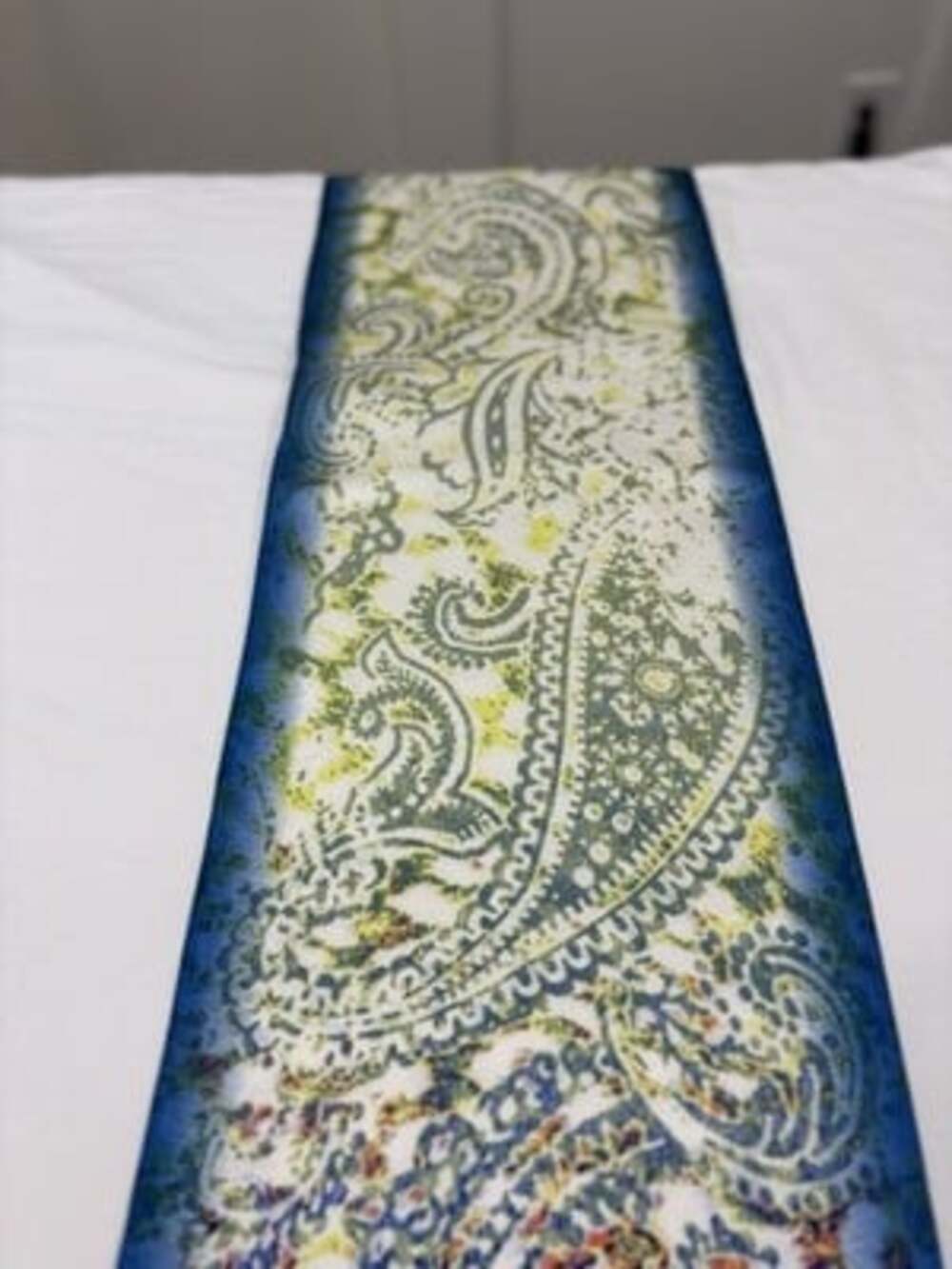 Jones Of New York Vintage Oblong Paisley printed scarf - Picture 3 of 7